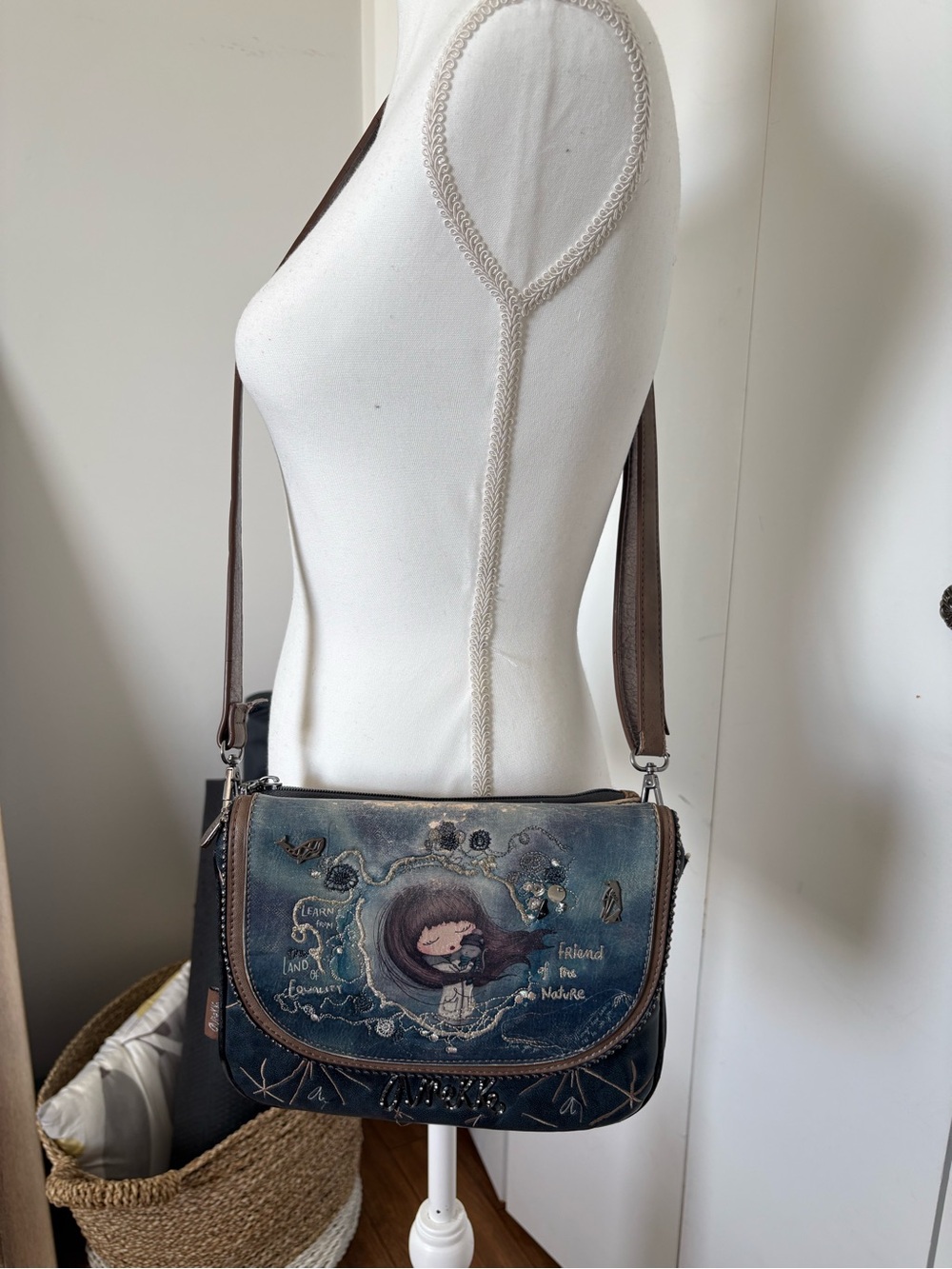 Anekke Iceland Edition Crossbody Bag with Brown Adjustable Strap